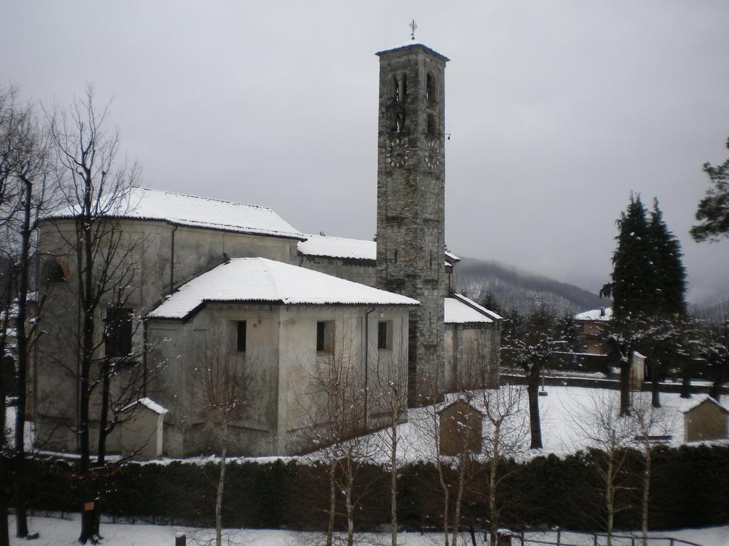 Centro Di Spiritualita Maria Candida Armeno Exterior foto